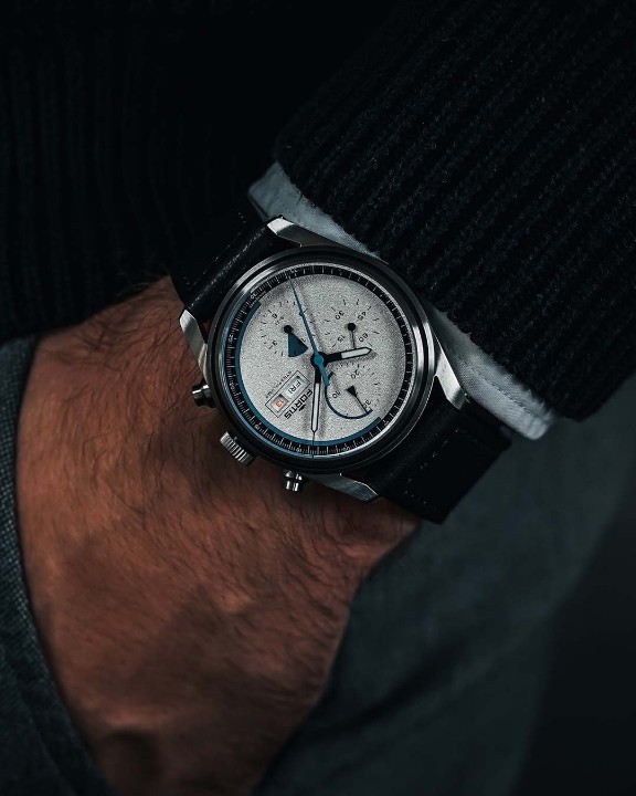 Obrázek Fortis Stratoliner S-41 White Dust