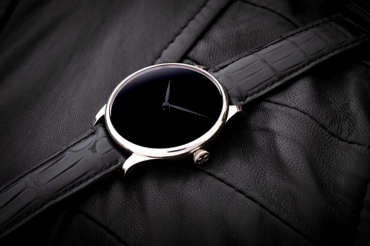 Obrázek H.Moser & Cie Venturer XL Vantablack®