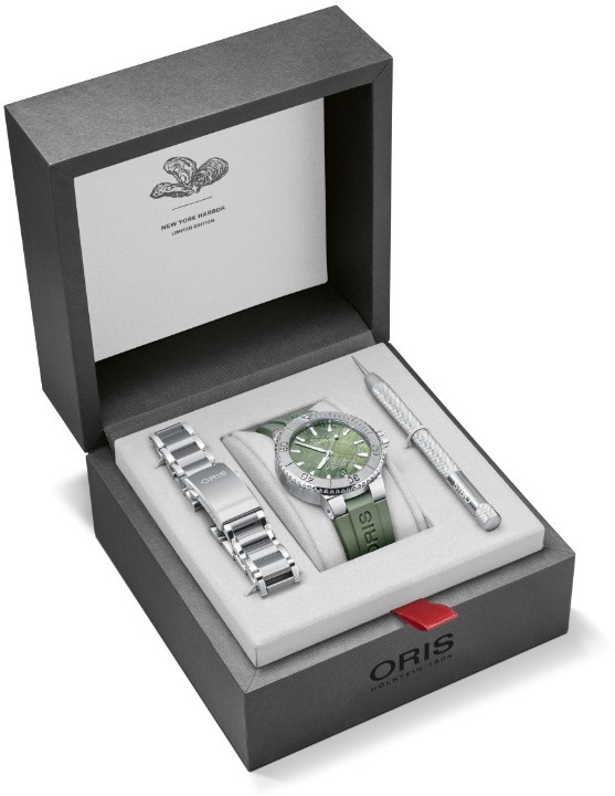 Obrázek Oris Aquis Date New York Harbor Limited Edition