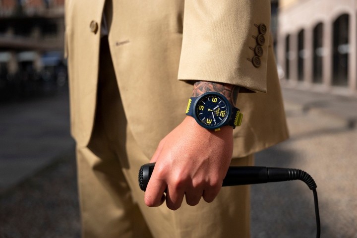 Obrázek Swatch BBNeon