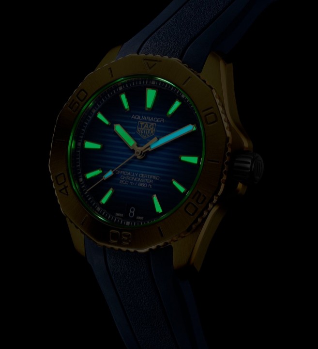 Obrázek Tag Heuer Aquaracer Professional 200