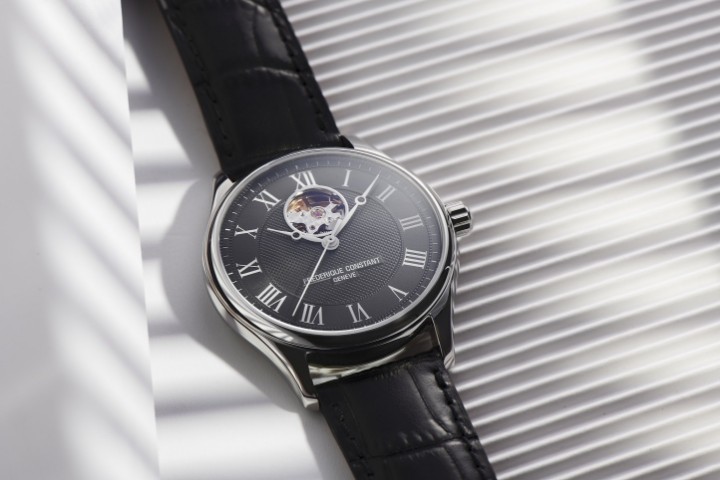 Obrázek Frederique Constant Classics Heart Beat Automatic