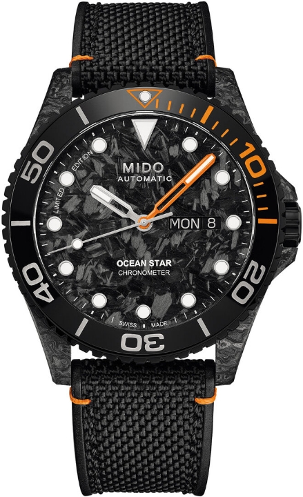 Obrázek Mido Ocean Star 200C Carbon Chronometer Limited Edition