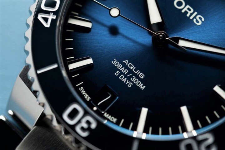 Obrázek Oris Aquis Date