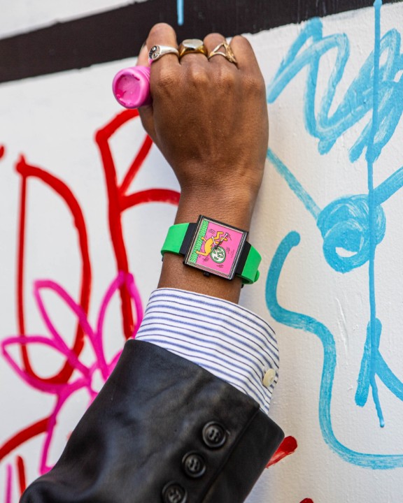 Obrázek Swatch Breaks Off
