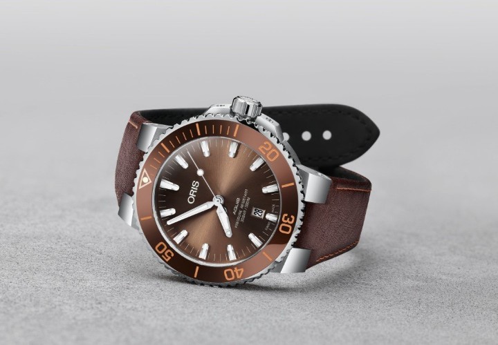Obrázek Oris Aquis Date