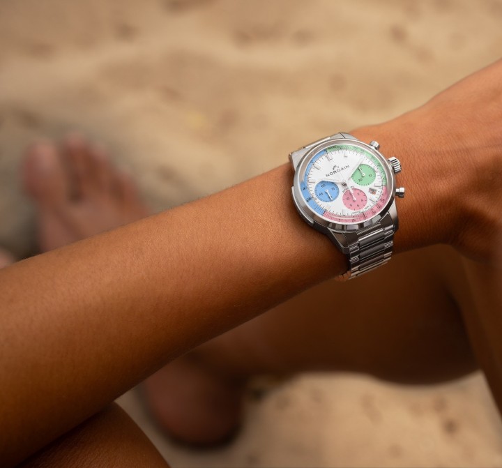 Obrázek NORQAIN Freedom 60 Chrono "Enjoy Life" Special Edition