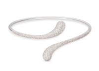 Zobrazit detail produktu - Náramek LOEE Charm z bílého zlata s diamanty Obrázek Náramek LOEE Charm z bílého zlata s diamanty