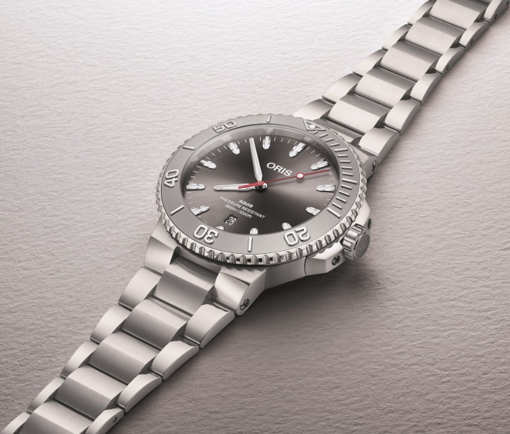 Obrázek Oris Aquis Date Relief
