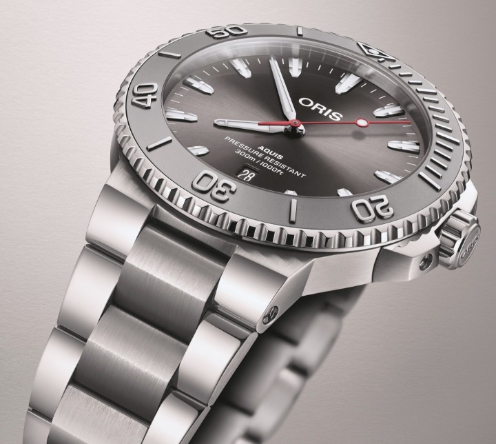 Obrázek Oris Aquis Date Relief