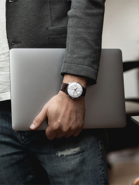 Obrázek Junghans Meister Chronoscope (EN)
