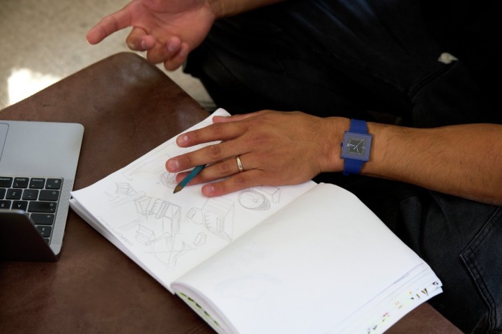 Obrázek Swatch Squarely Blacklight