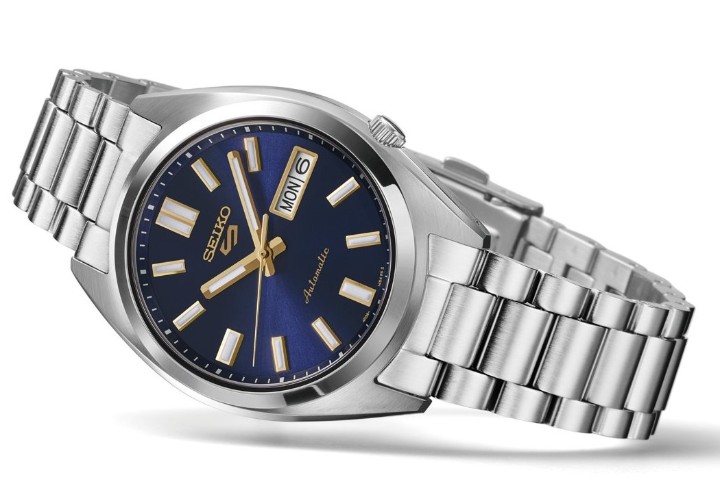 Obrázek Seiko 5 Sports SNXS ‘Blazer Blue’