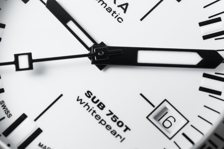 Obrázek Doxa SUB 750T Whitepearl