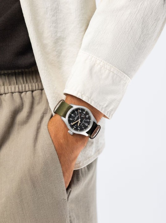 Obrázek Hamilton Khaki Field Mechanical Power Reserve