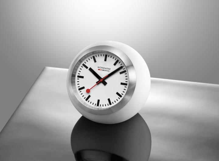 Obrázek MONDAINE Globe Clock
