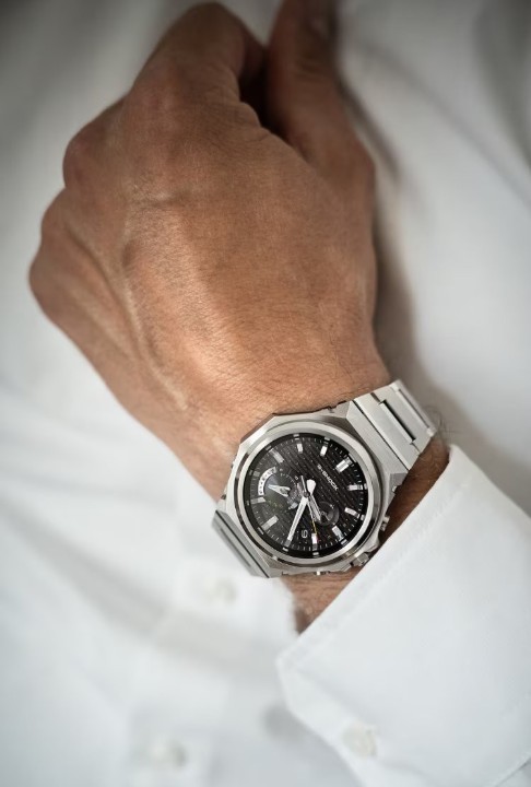 Obrázek Casio G-Shock G-Steel Carbon Core Guard