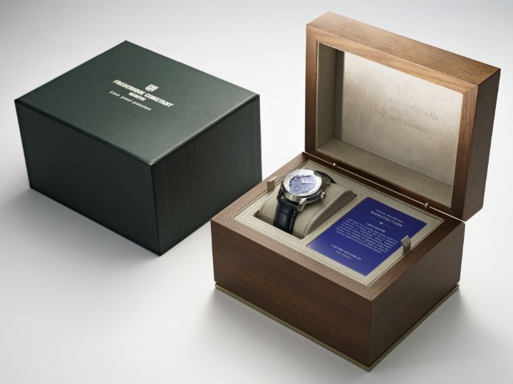 Obrázek Frederique Constant Classics Worldtimer Manufacture Limited Edition