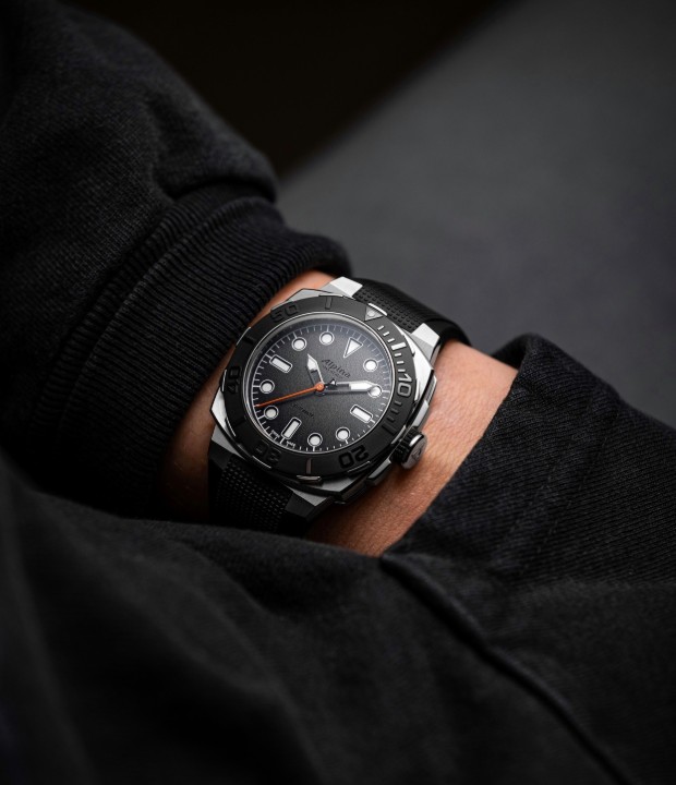 Obrázek Alpina × TRTS Seastrong Diver Extreme Automatic Limited Edition