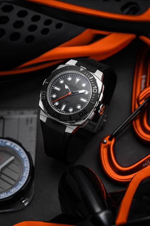 Obrázek Alpina × TRTS Seastrong Diver Extreme Automatic Limited Edition