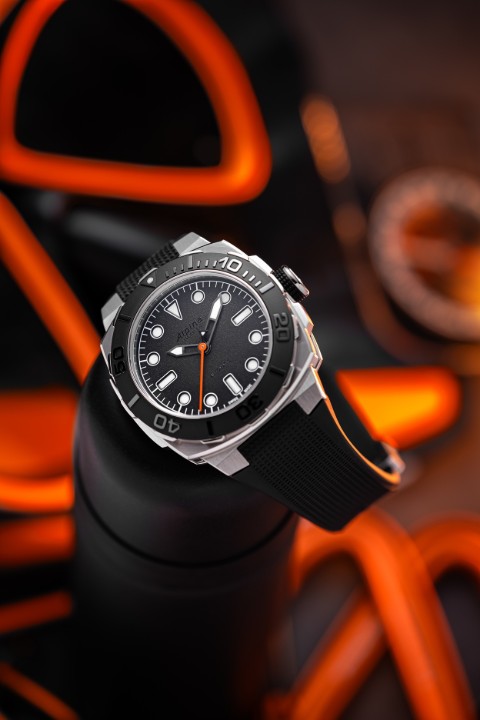 Obrázek Alpina × TRTS Seastrong Diver Extreme Automatic Limited Edition