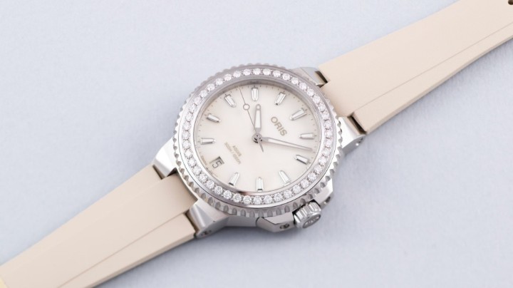 Obrázek Oris Aquis Date Diamonds