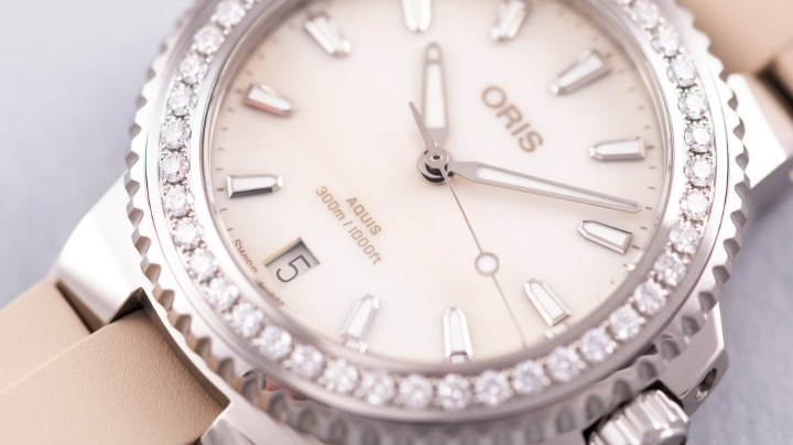 Obrázek Oris Aquis Date Diamonds