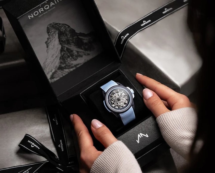 Obrázek NORQAIN Independence Wild One Skeleton Ice Blue XS strap Limited Edition