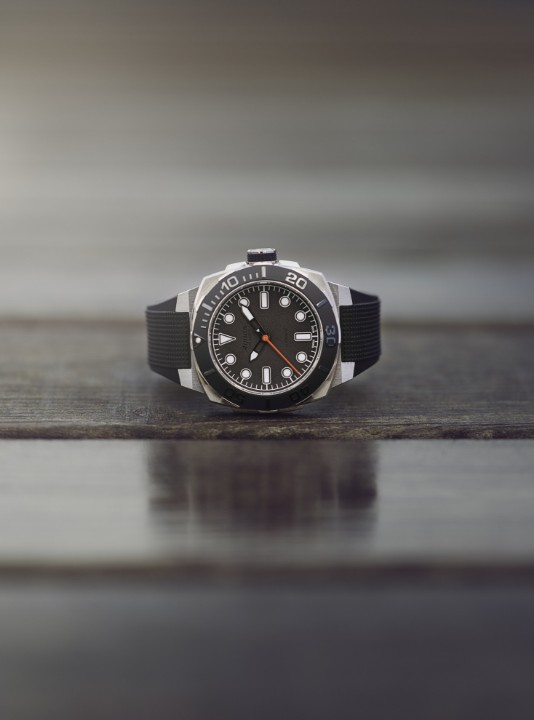 Obrázek Alpina × TRTS Seastrong Diver Extreme Automatic Limited Edition