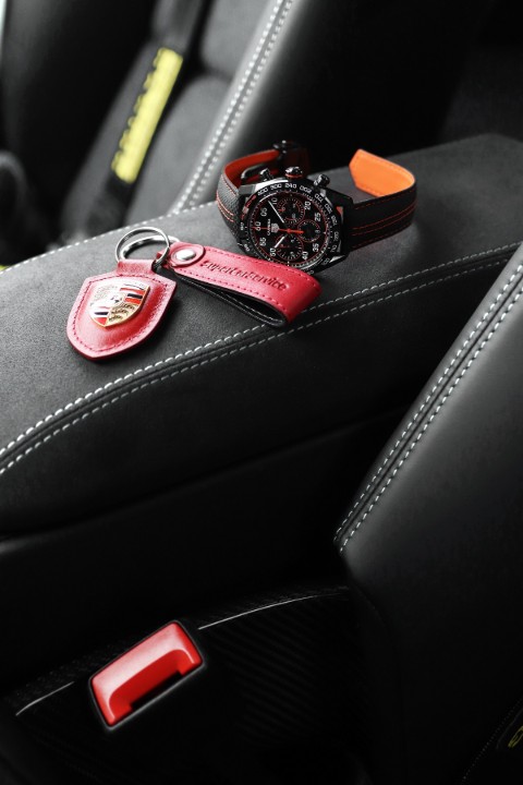 Obrázek Tag Heuer Carrera Chronograph x Porsche Orange Racing Special Edition