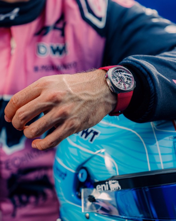 Obrázek H. Moser & Cie Streamliner Alpine Drivers and Mechanics Pink Editions
