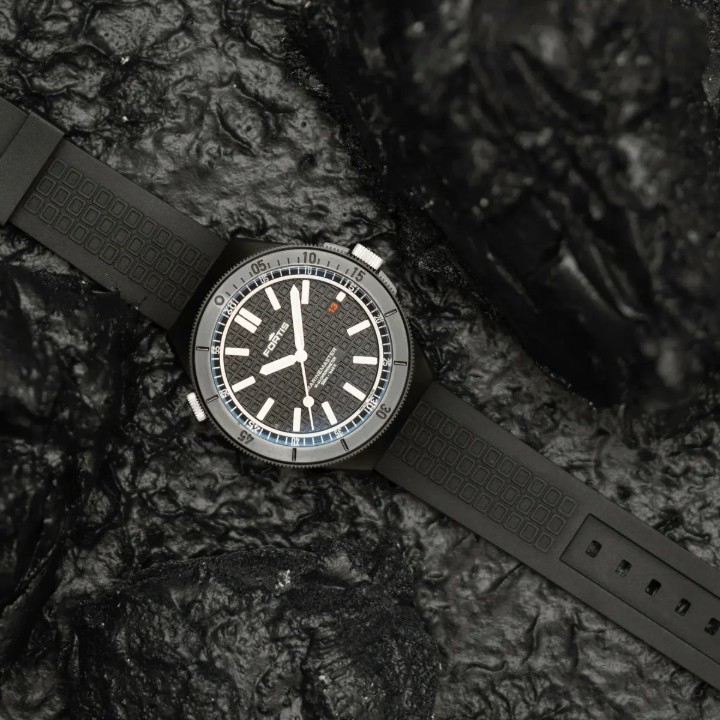 Obrázek Fortis Marinemaster M-44 DLC Gravity Black