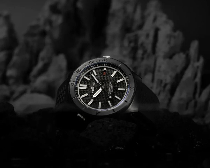 Obrázek Fortis Marinemaster M-44 DLC Gravity Black
