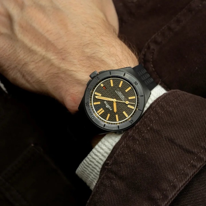 Obrázek Fortis Marinemaster M-44 DLC Black Resin