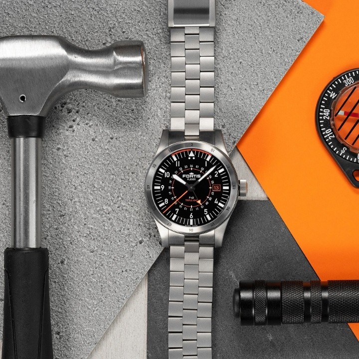 Obrázek Fortis Flieger F-43 Triple GMT