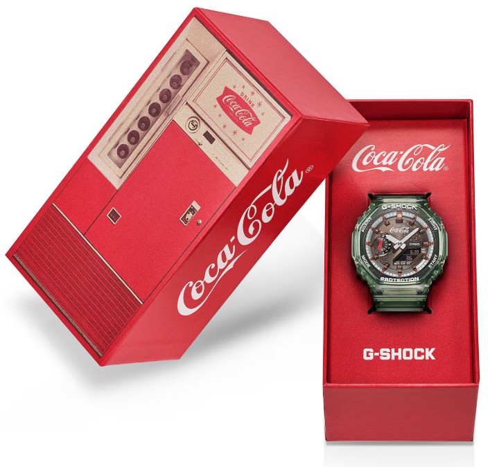 Obrázek Casio G-Shock Carbon Core Guard x Coca-Cola® Collaboration