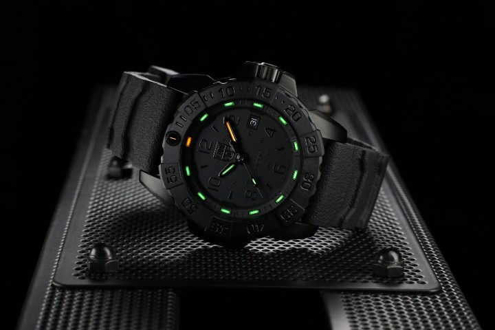 Obrázek Luminox Navy SEAL 3250 Series