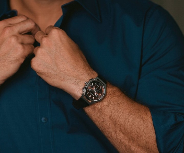 Obrázek Bulova CURV Dress Quartz 10th Anniversary Edition