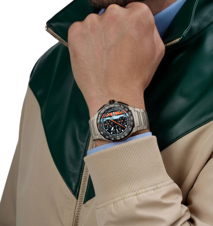 Obrázek Tag Heuer Formula 1 Chronograph x Gulf Limited Edition