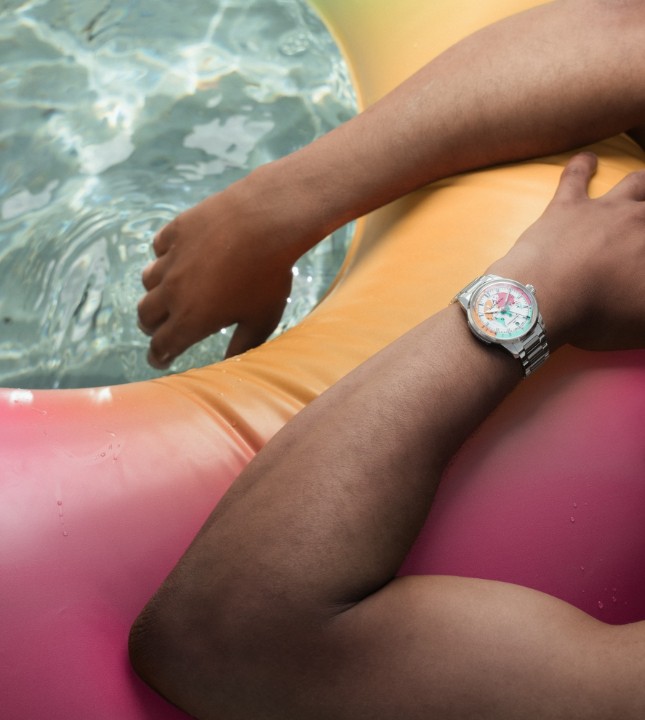 Obrázek NORQAIN Freedom GMT Enjoy Life “Holiday” Limited Edition