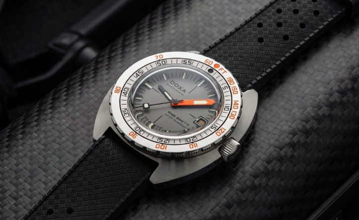Obrázek Doxa SUB 300 Ti5 Clive Cussler Limited Edition